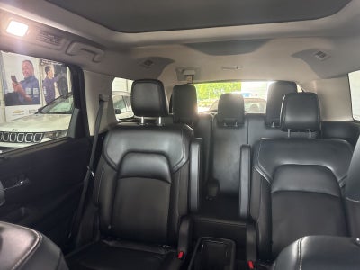 2022 Nissan Pathfinder SL 2WD