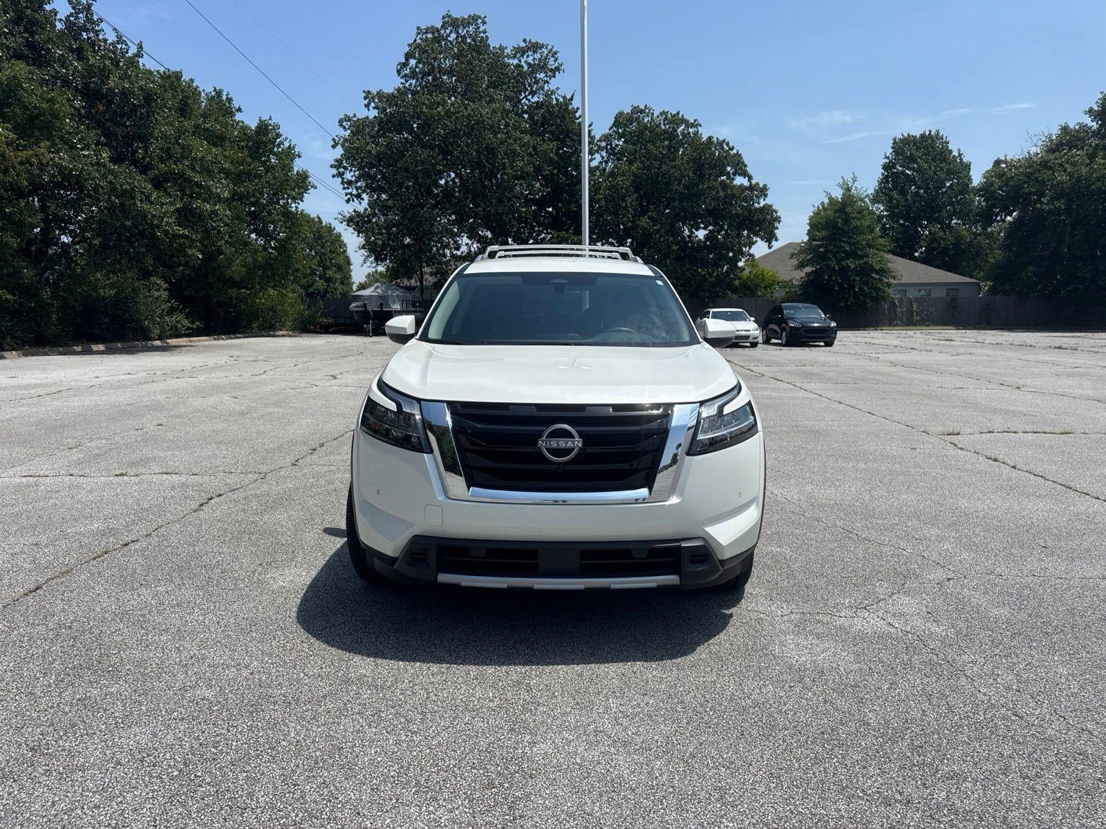 2024 Nissan Pathfinder SL 4WD