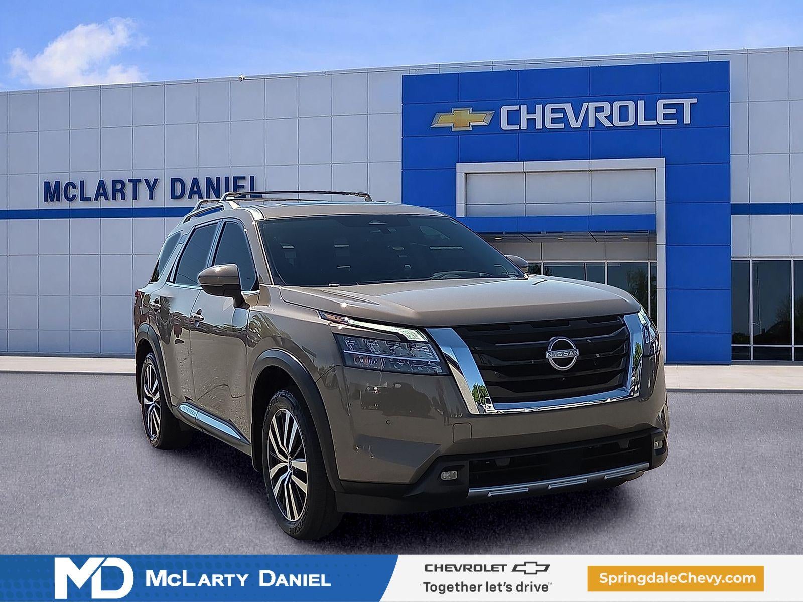 2024 Nissan Pathfinder Platinum FWD