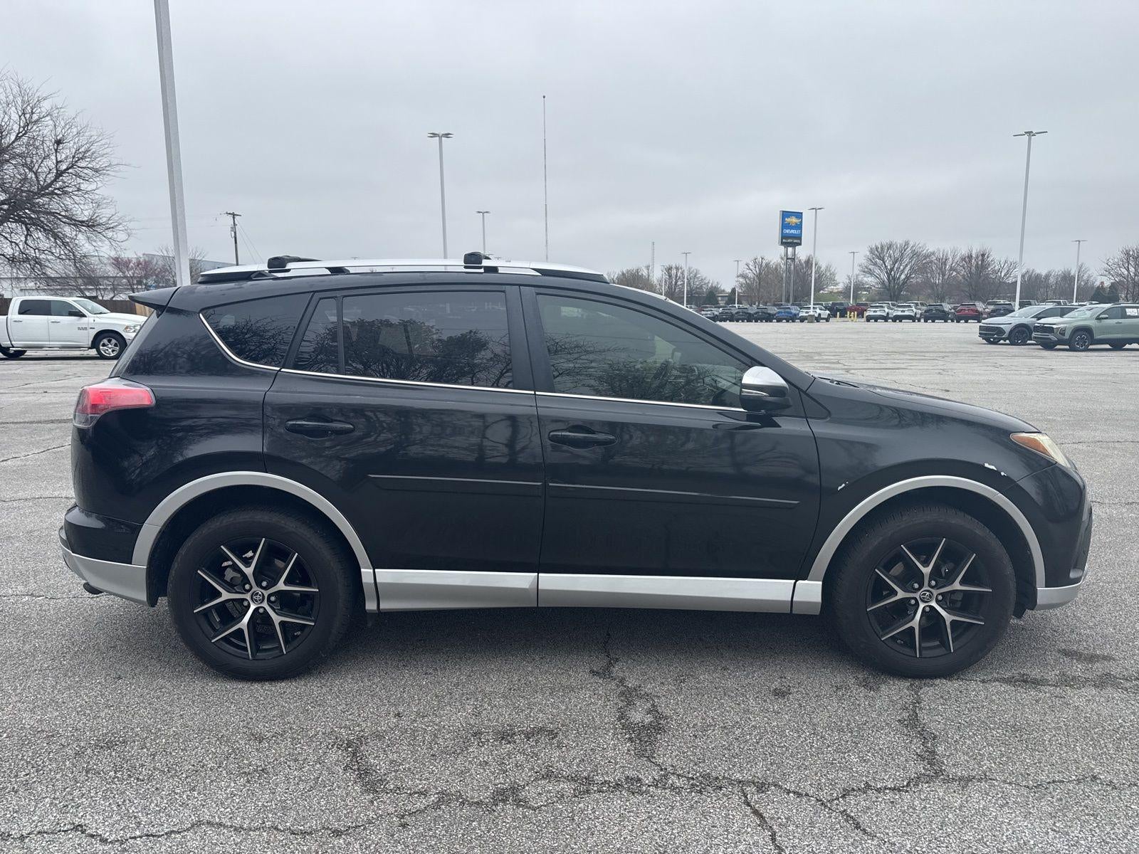 2016 Toyota RAV4 SE