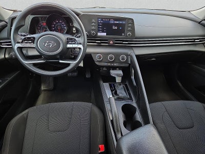 2023 Hyundai Elantra SE