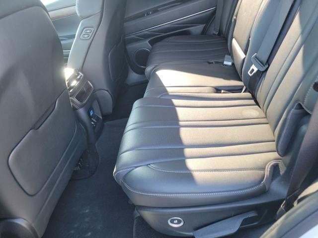 2024 Genesis GV80 Base