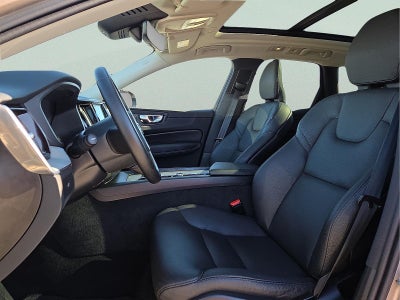 2025 Volvo XC60 Plus