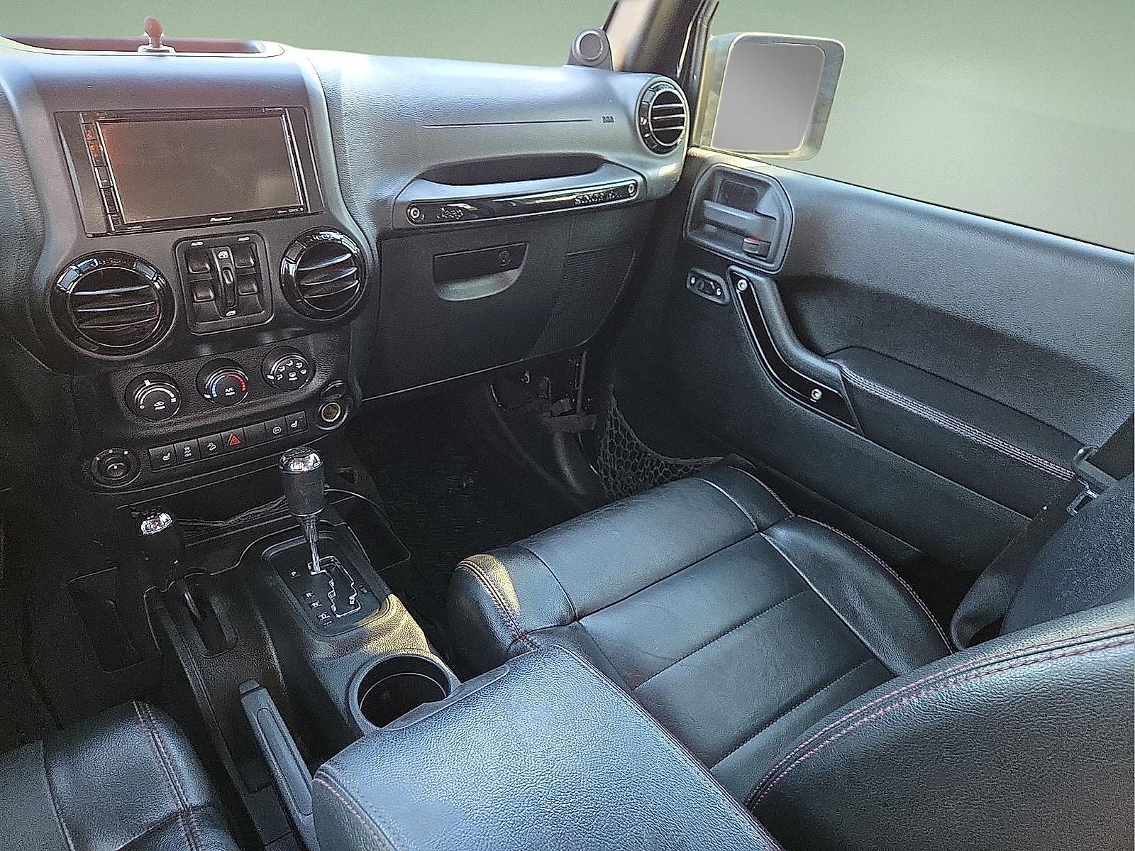 2012 Jeep Wrangler Unlimited Sahara Altitude
