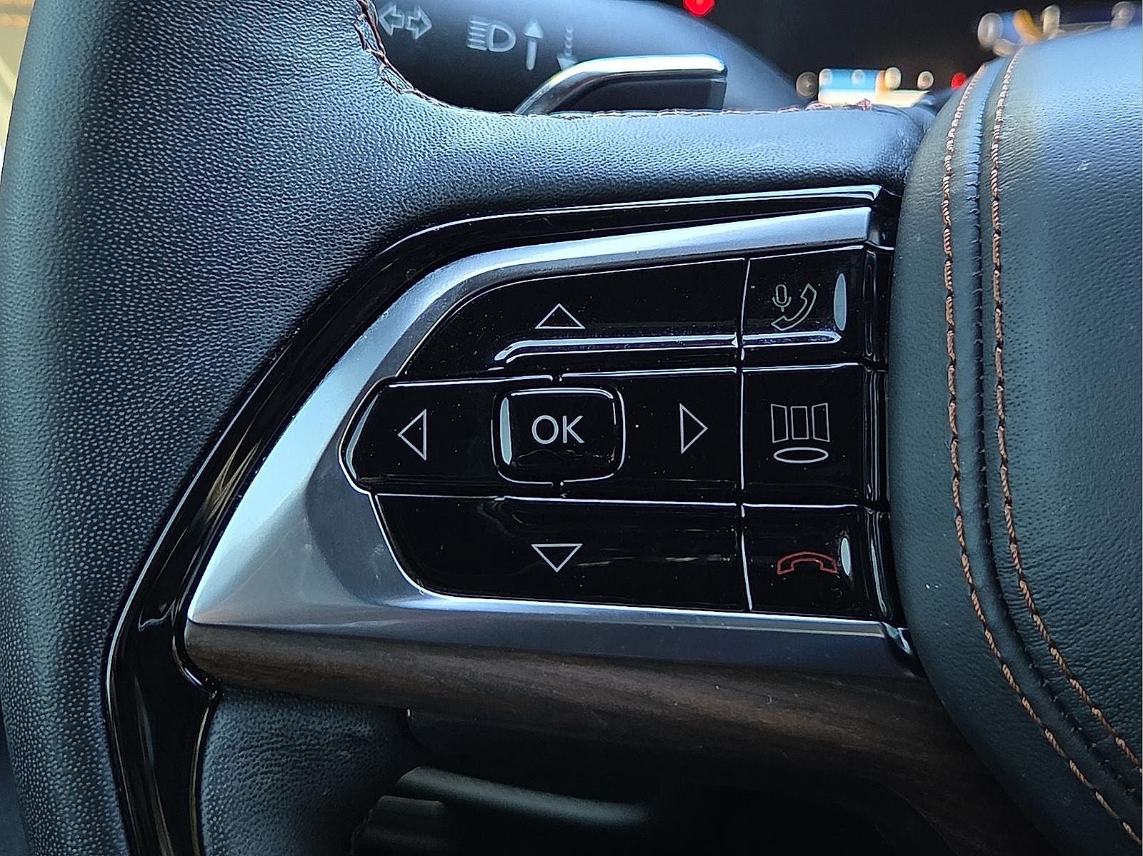 2023 Jeep Grand Cherokee Summit