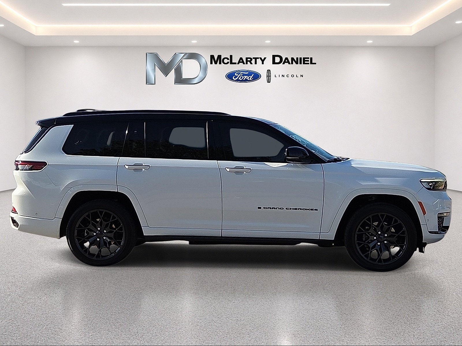 2024 Jeep Grand Cherokee L Summit