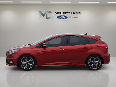2018 Ford Focus ST