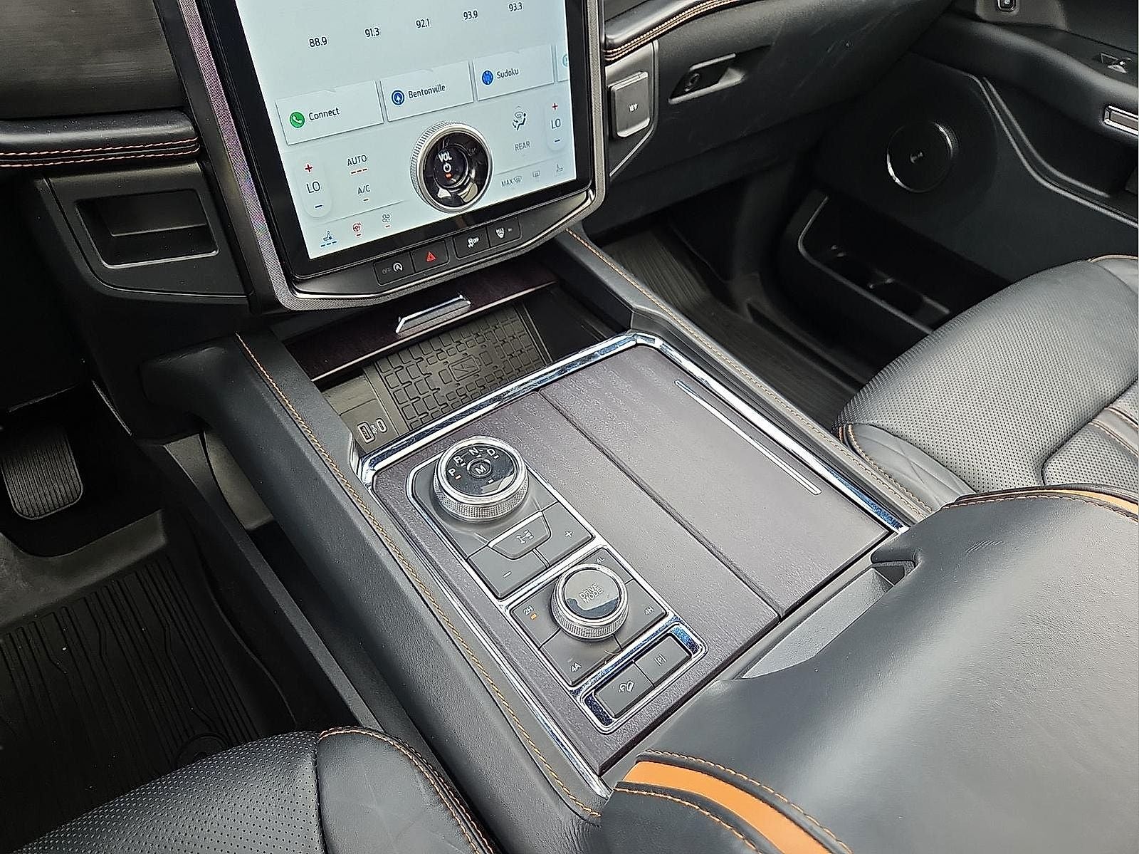 2022 Ford Expedition Max Platinum