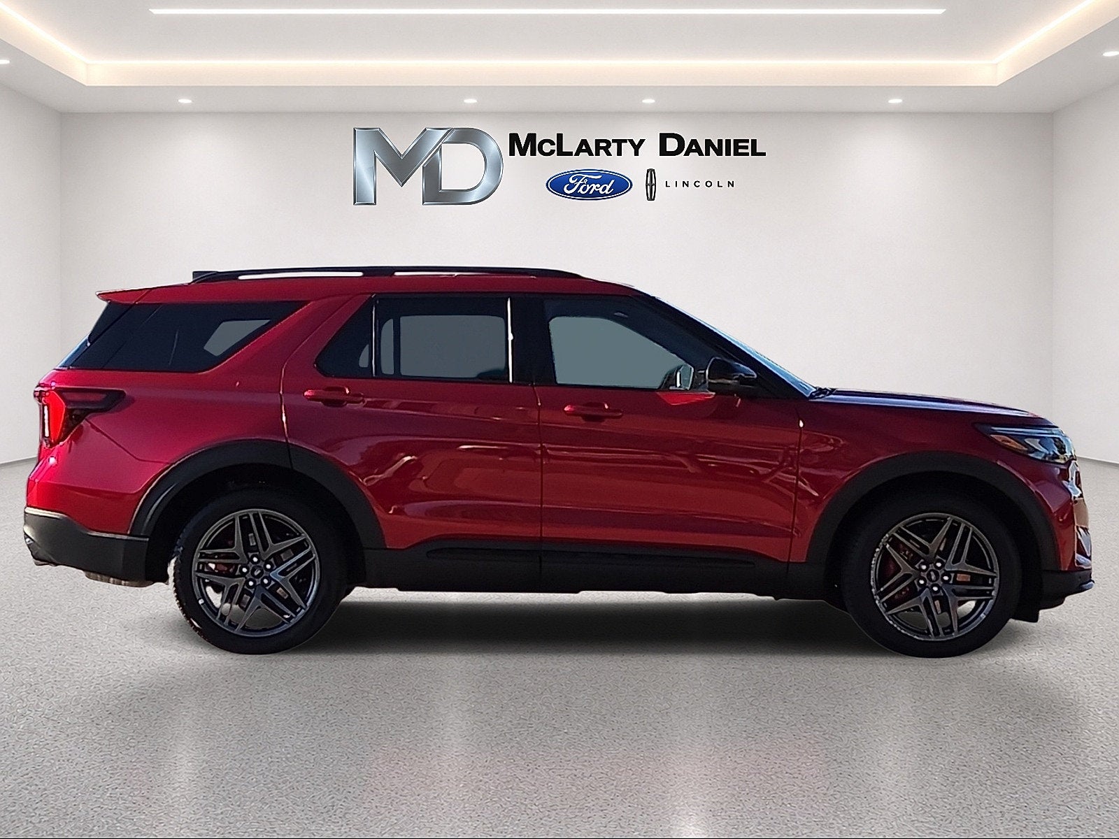 2025 Ford Explorer ST