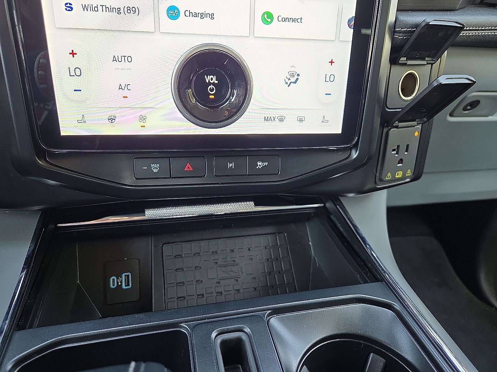 2024 Ford F-150 Lightning Flash