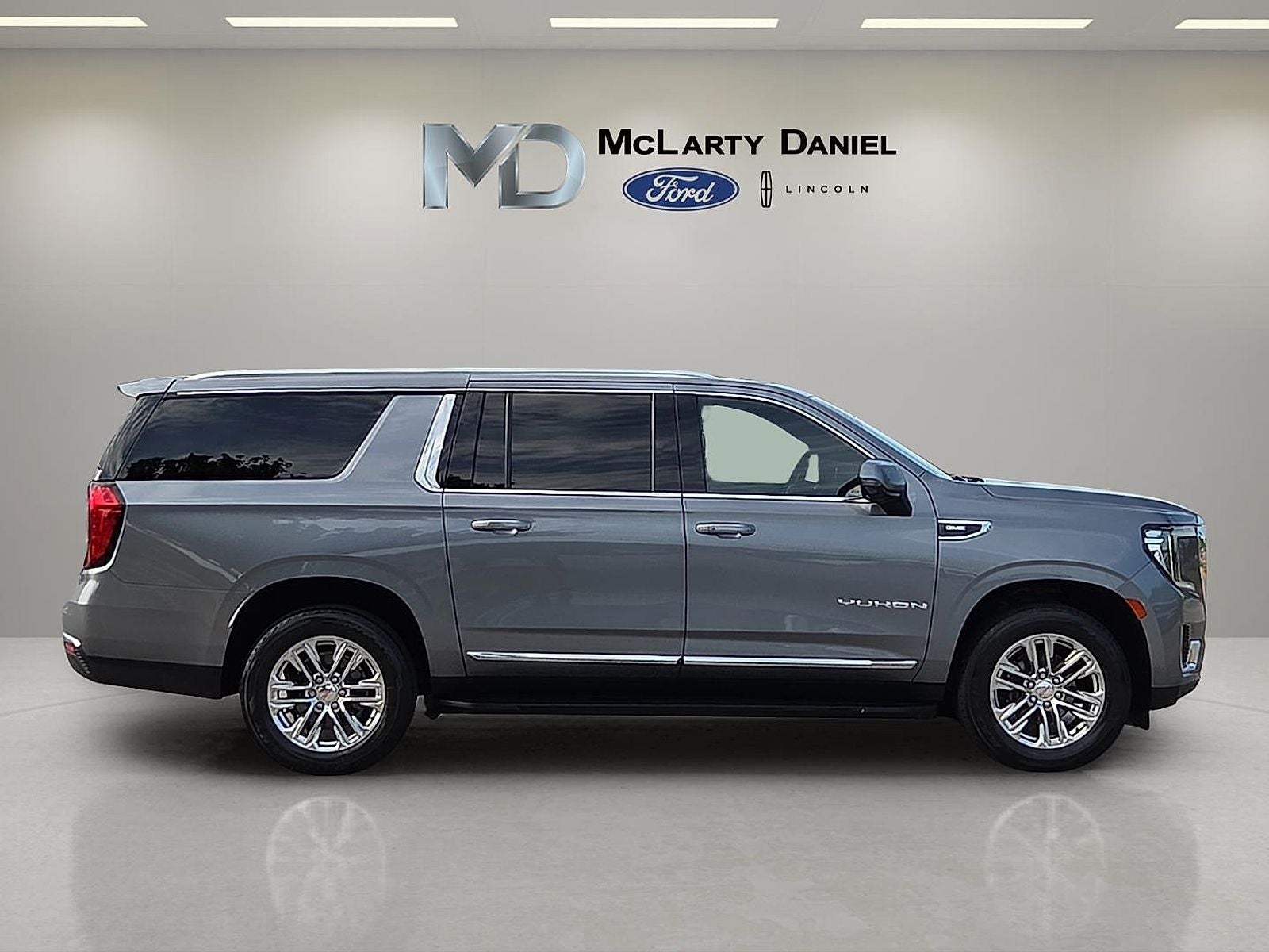 2021 GMC Yukon XL SLT