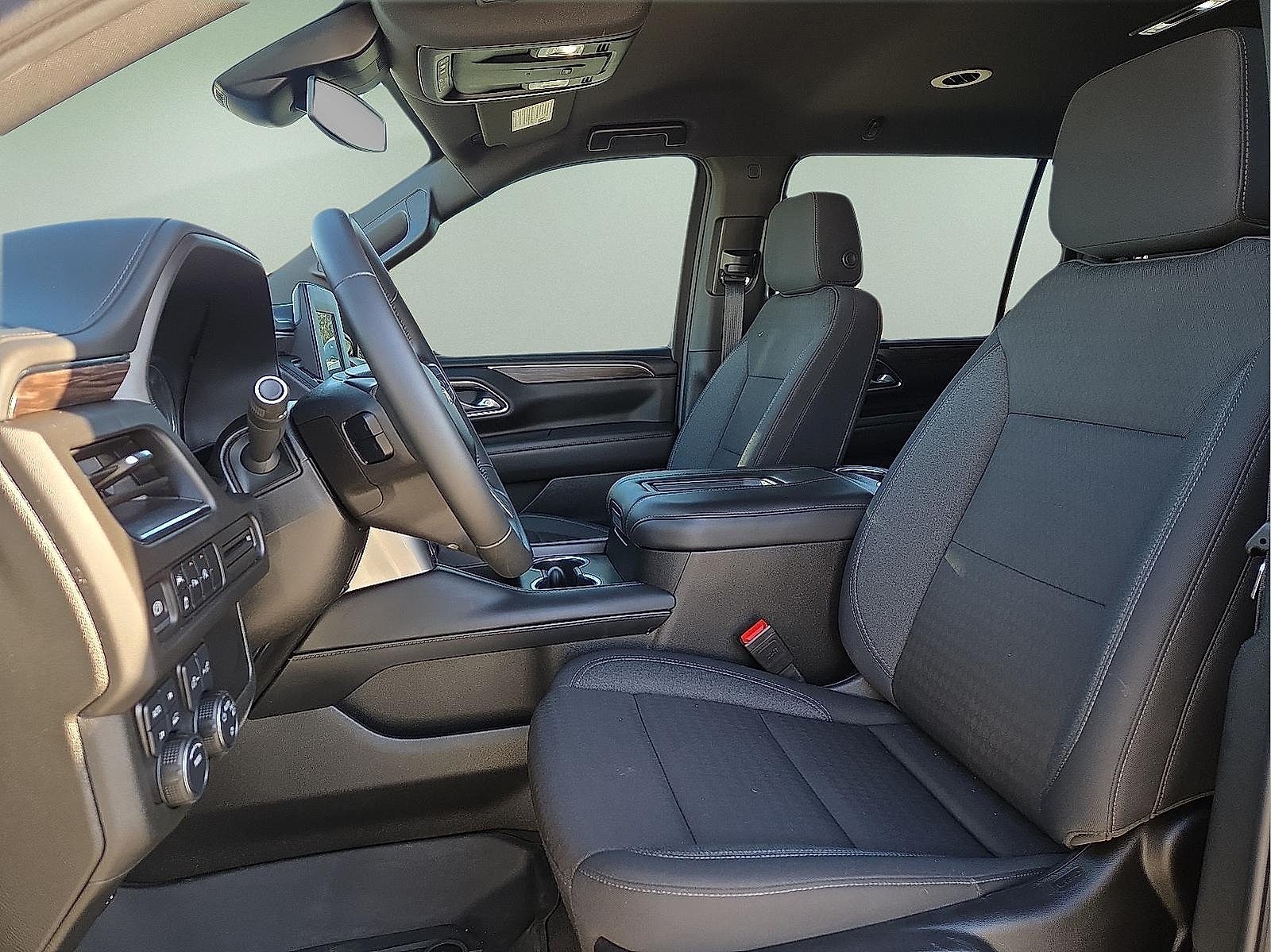 2024 Chevrolet Suburban LS