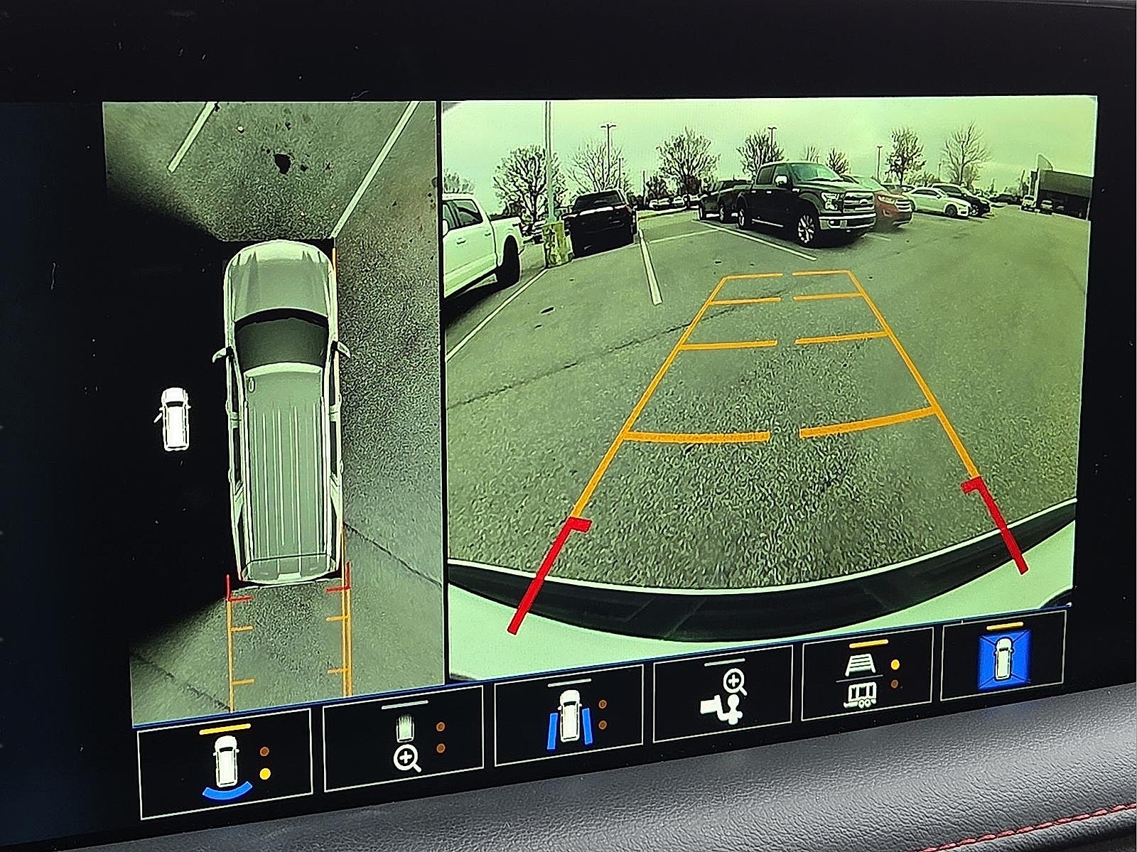 2022 Chevrolet Suburban RST