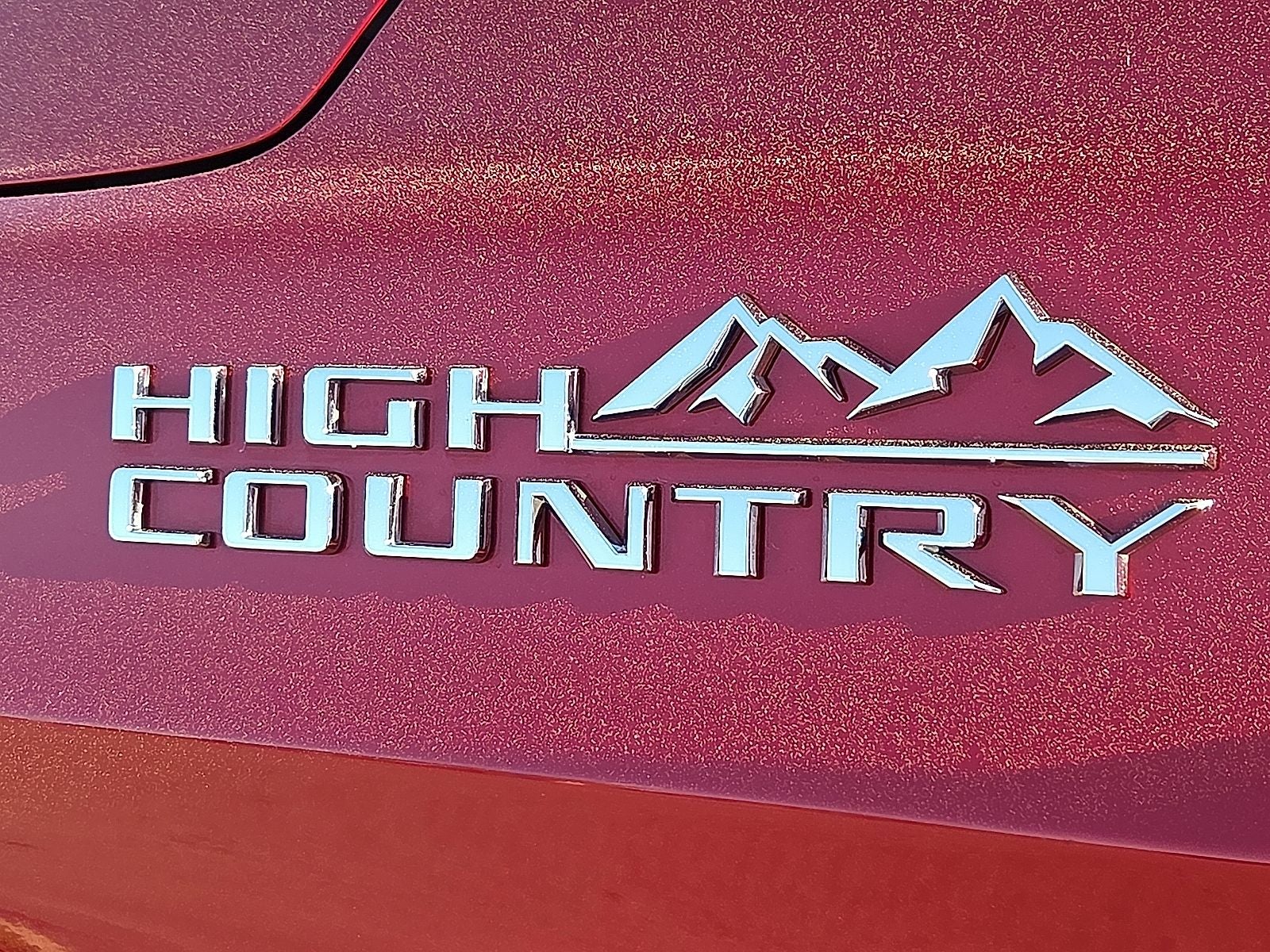 2022 Chevrolet Suburban High Country