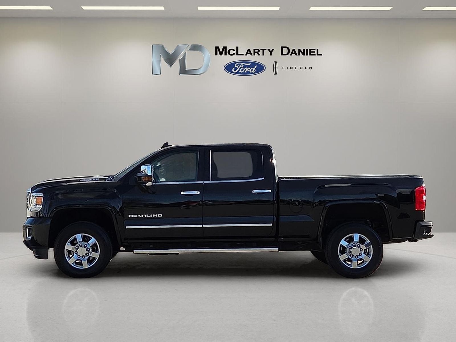 2017 GMC Sierra 3500HD Denali