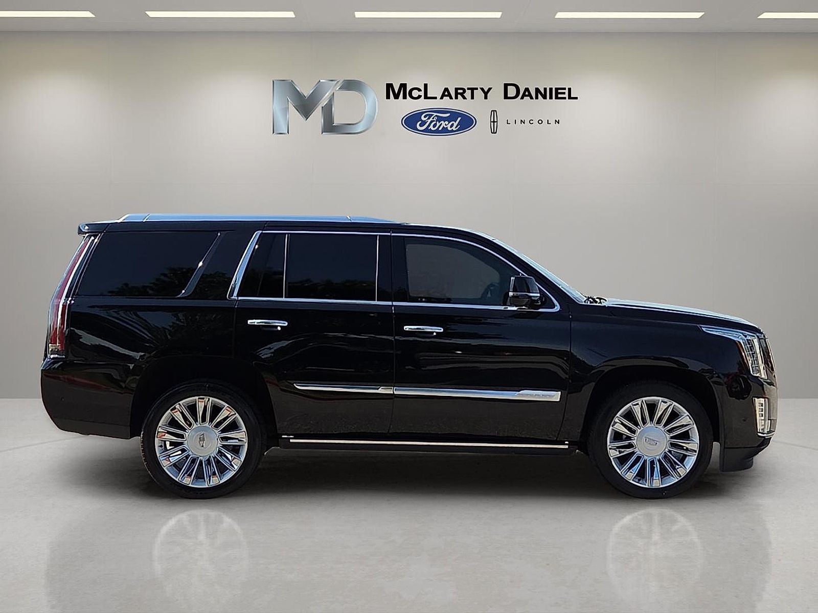 2018 Cadillac Escalade Premium Luxury