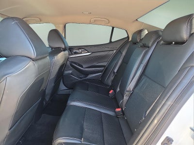 2022 Nissan Maxima SV