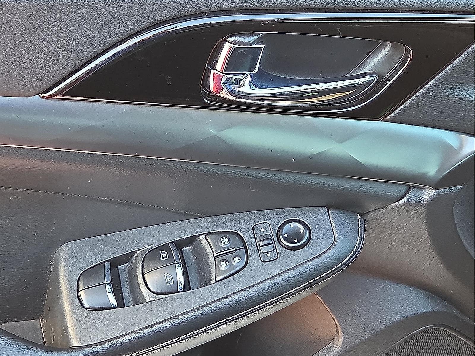 2022 Nissan Maxima SV