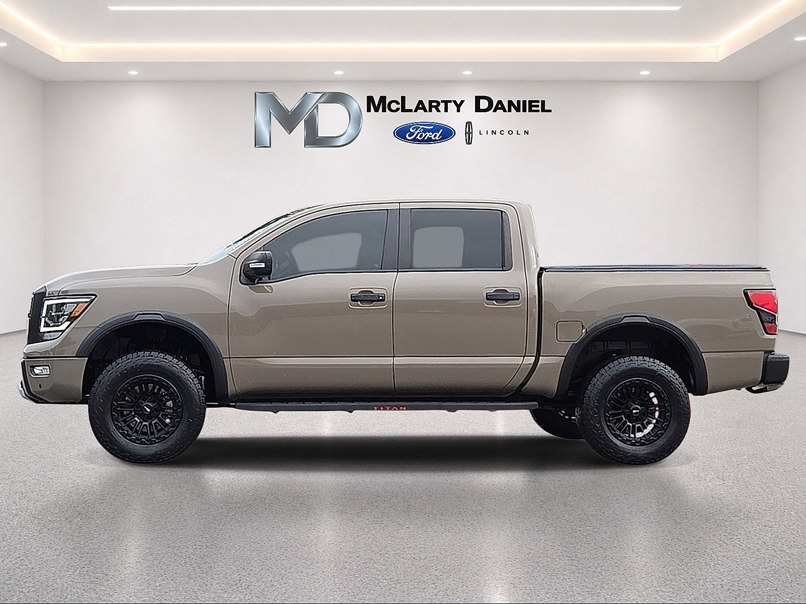 2023 Nissan Titan PRO-4X