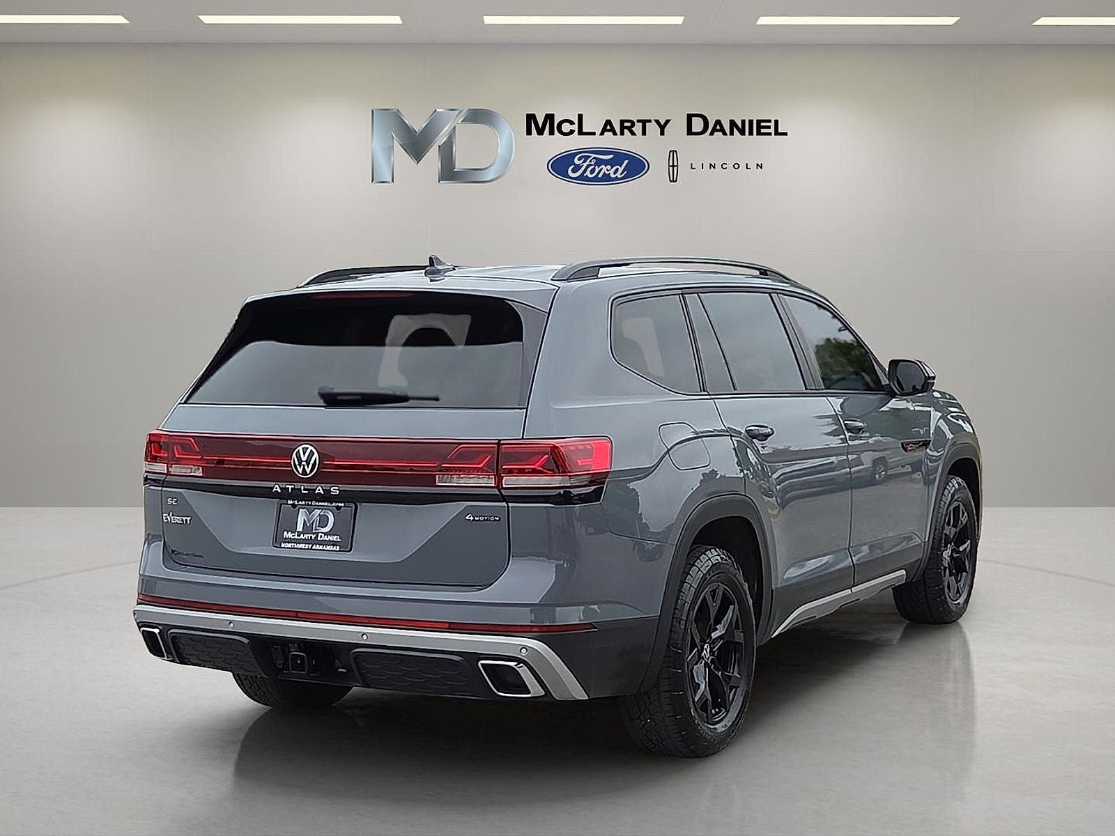 2025 Volkswagen Atlas 2.0T Peak Edition