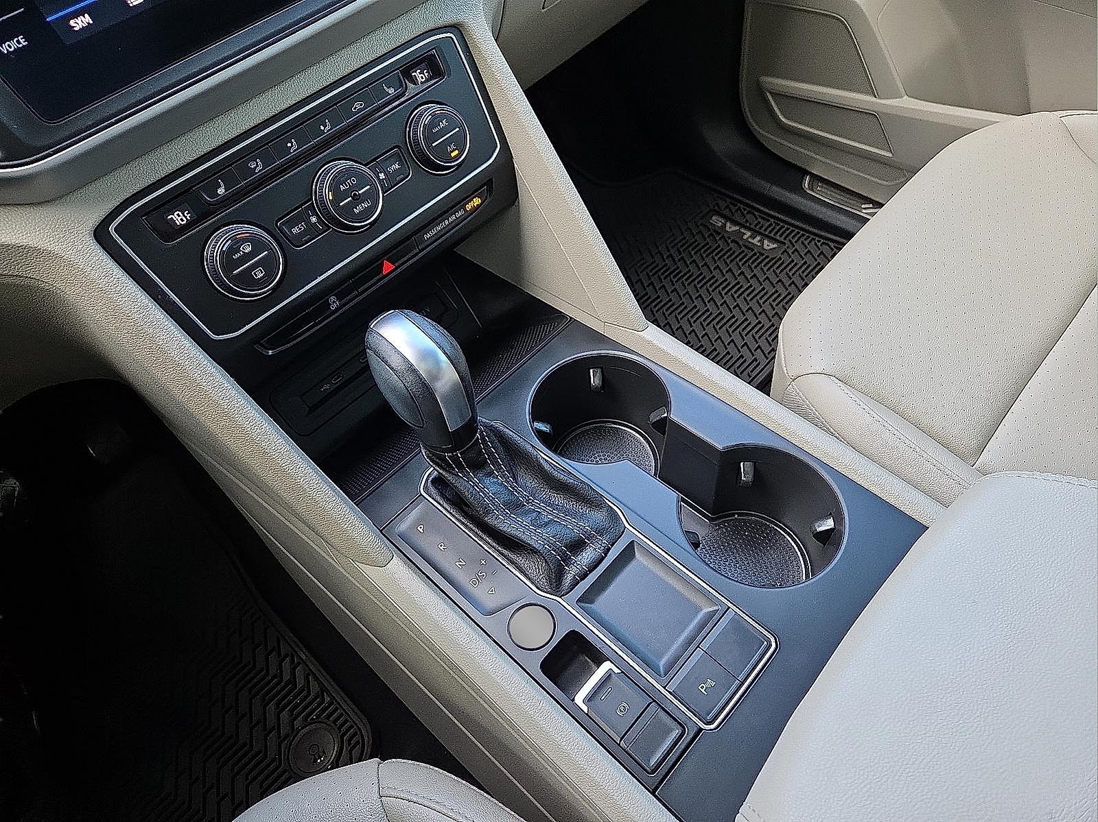 2021 Volkswagen Atlas 3.6L V6 SE w/Technology