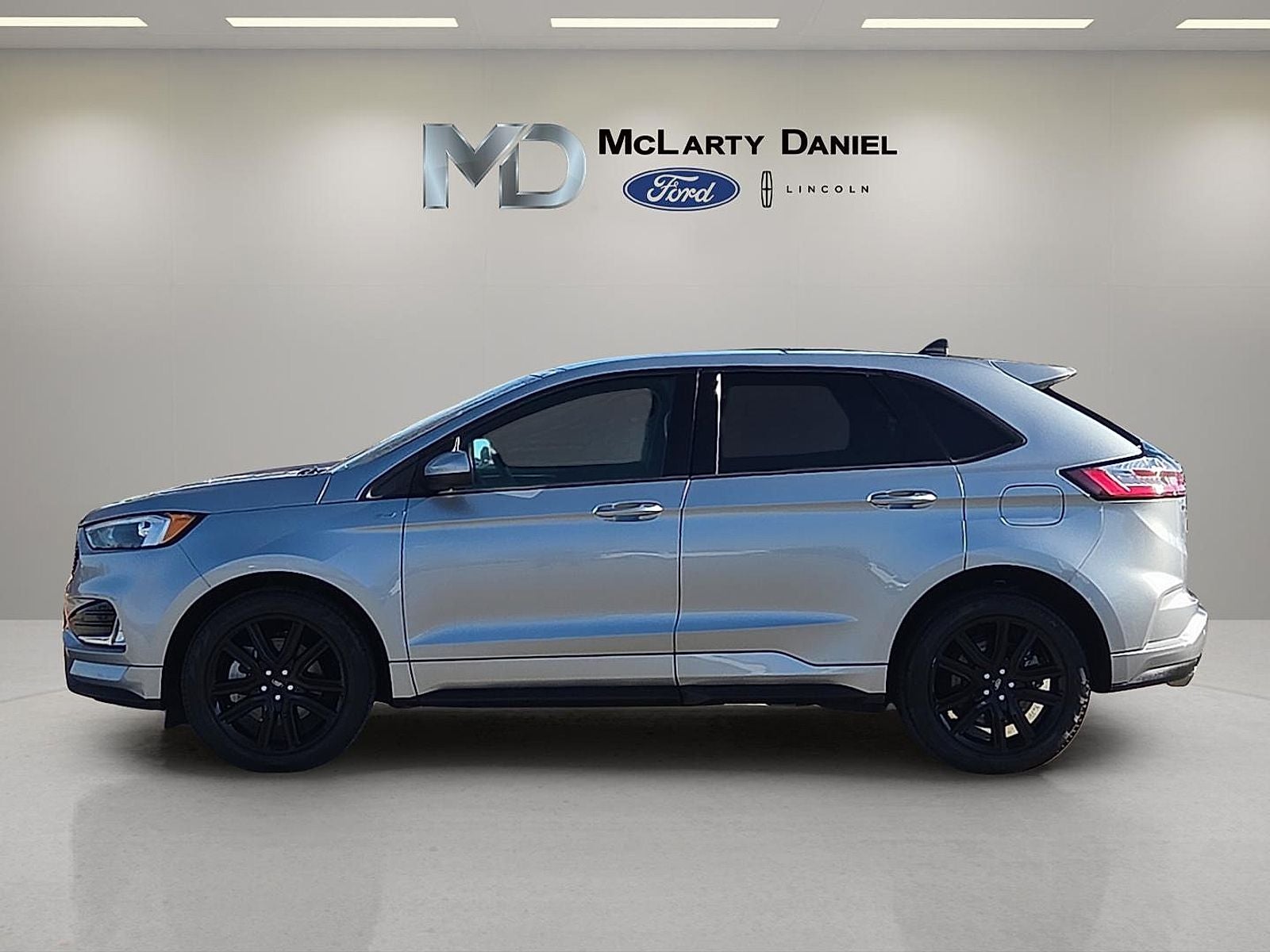 2021 Ford Edge ST Line