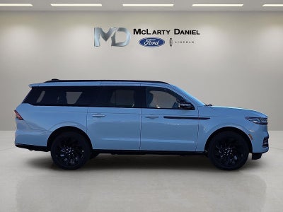 2025 Lincoln Navigator L Reserve