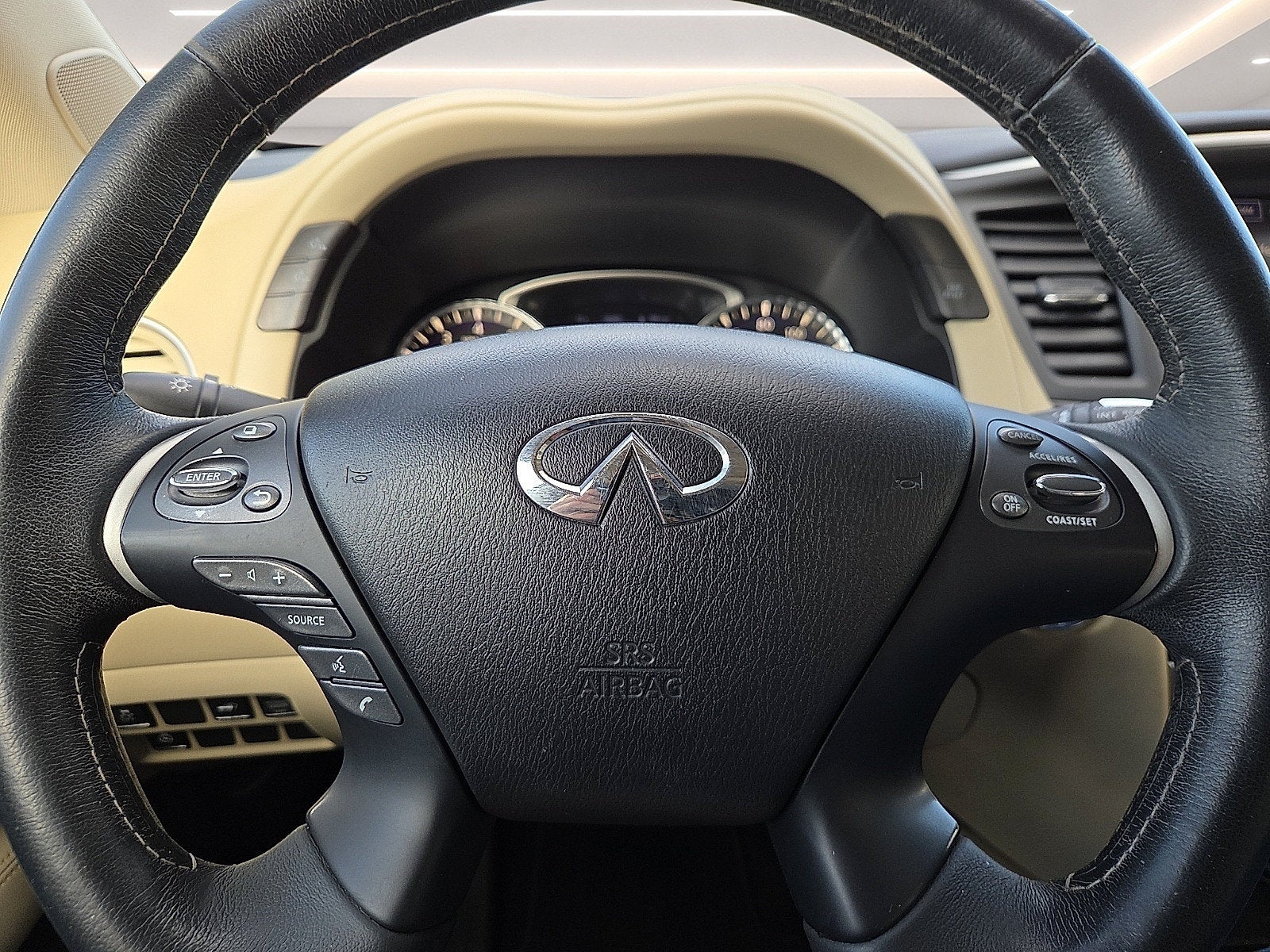 2017 INFINITI QX60 Base