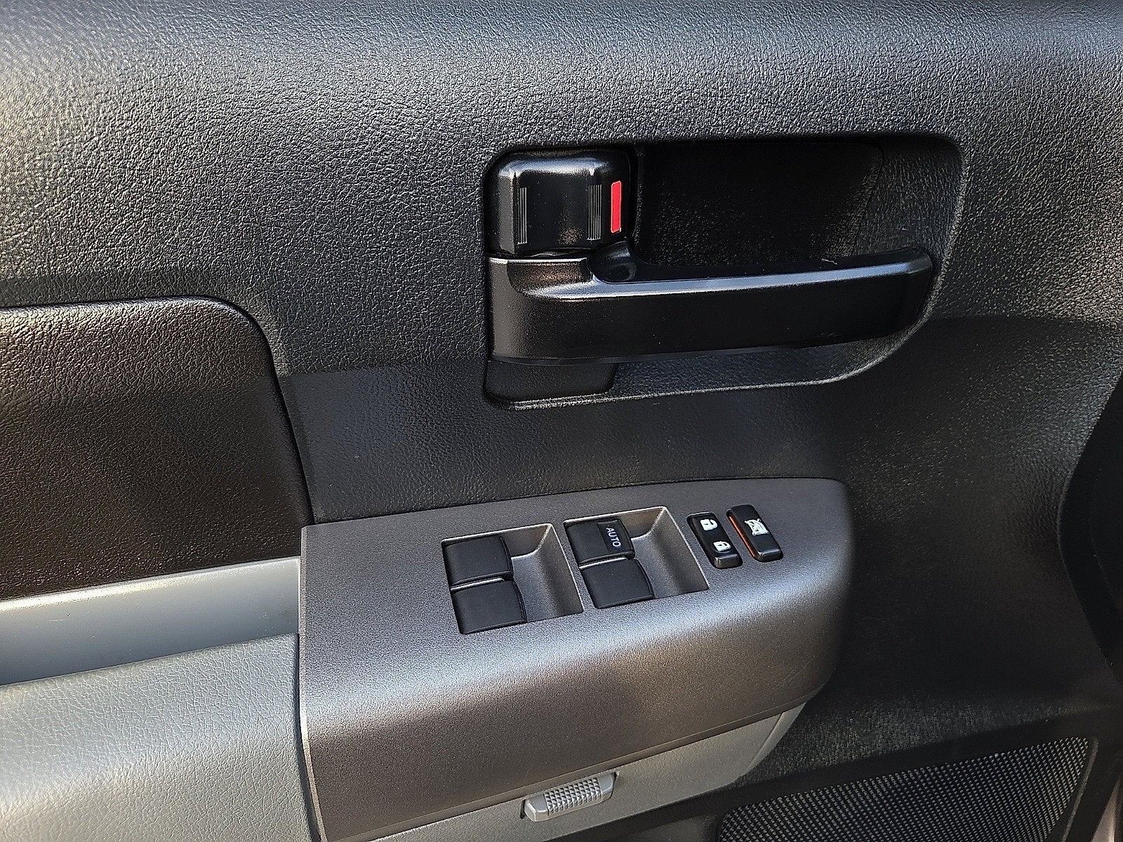 2012 Toyota Tundra Grade CrewMax