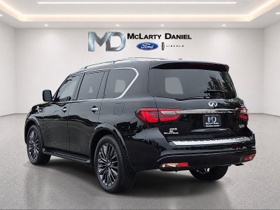 2022 INFINITI QX80 Premium Select