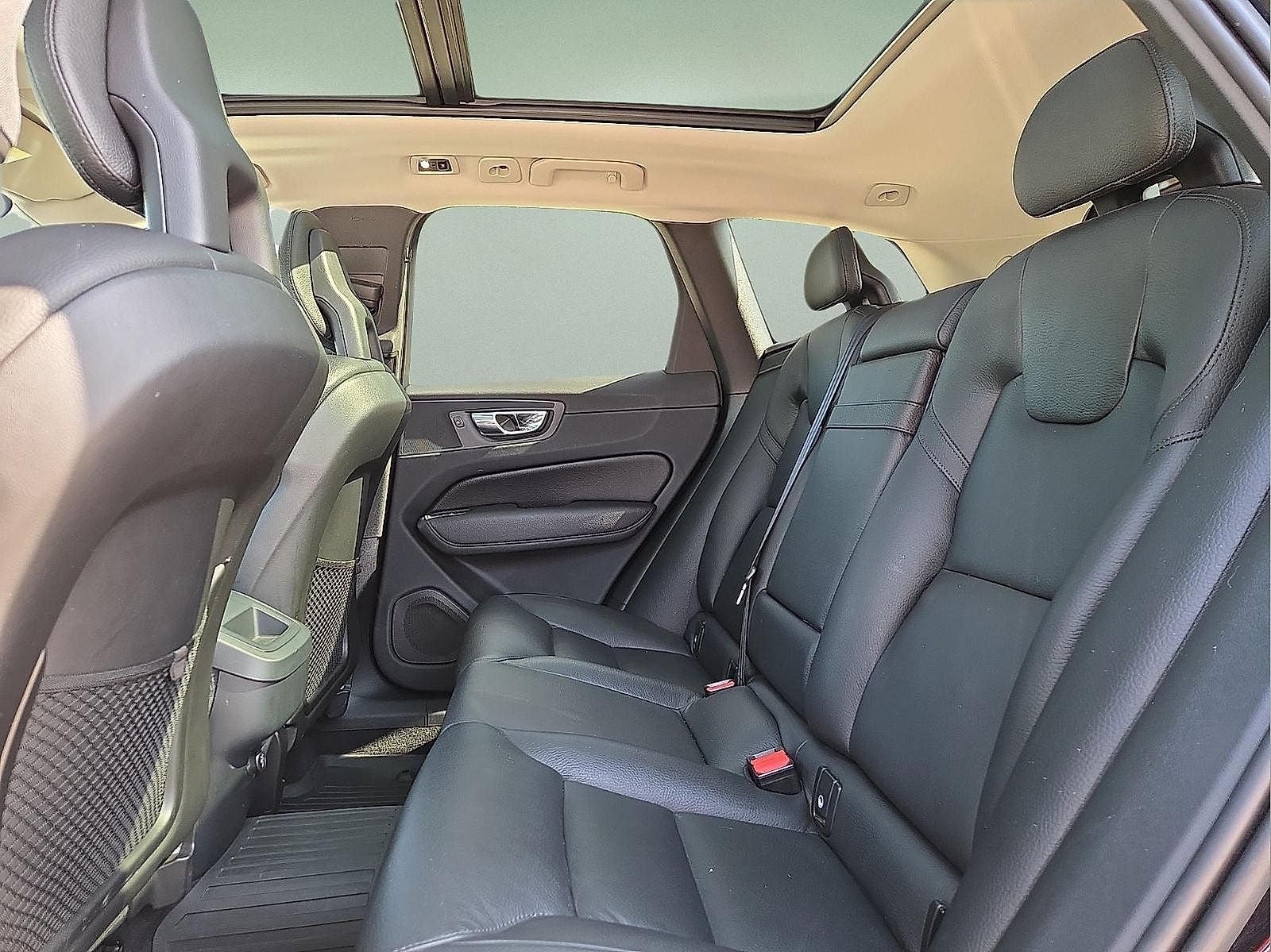 2018 Volvo XC60 T6 Momentum