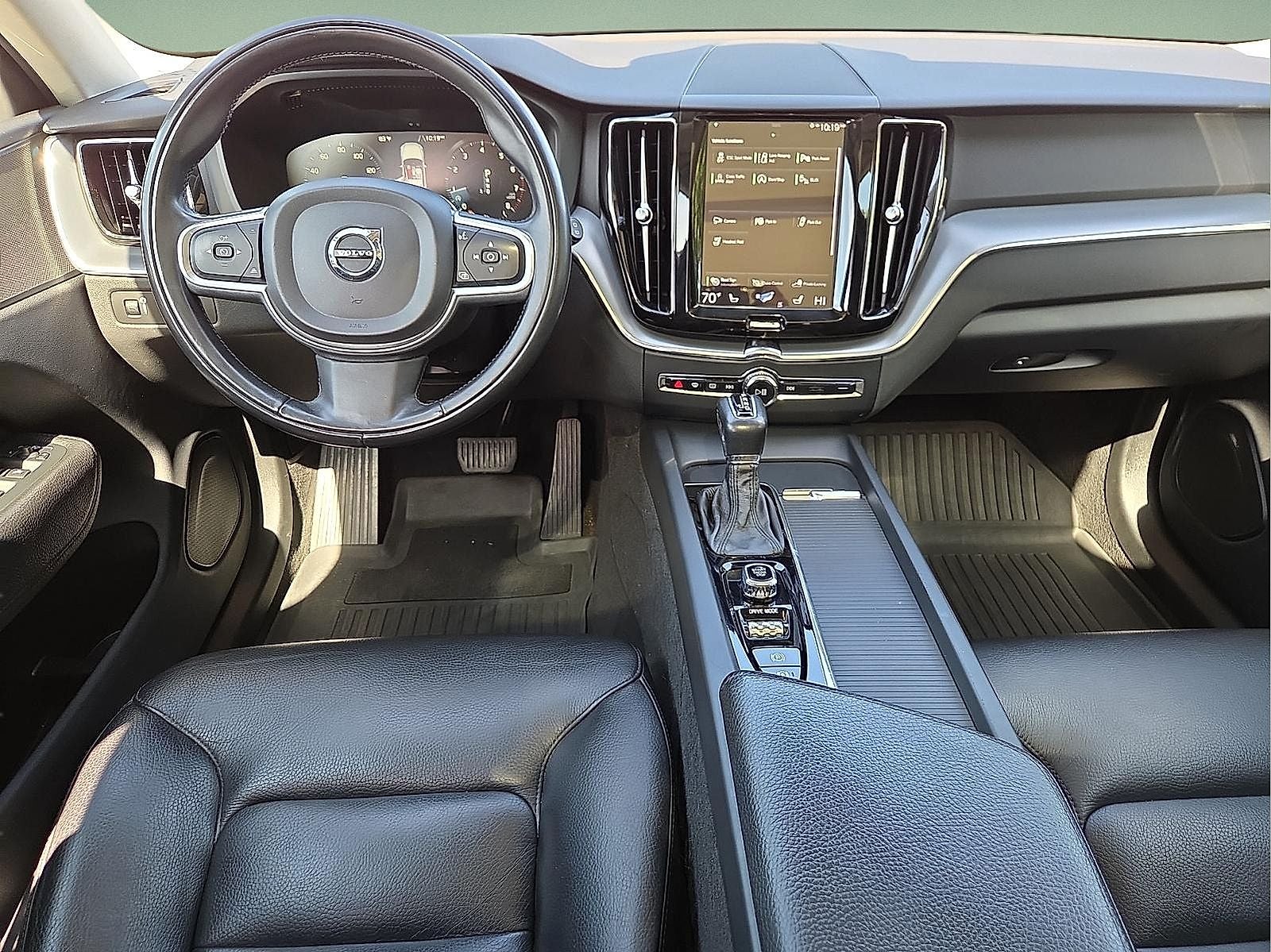 2018 Volvo XC60 T6 Momentum