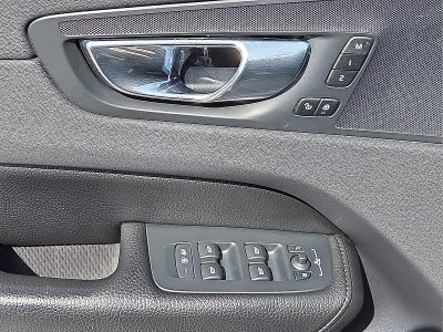 2018 Volvo XC60 T6 Momentum