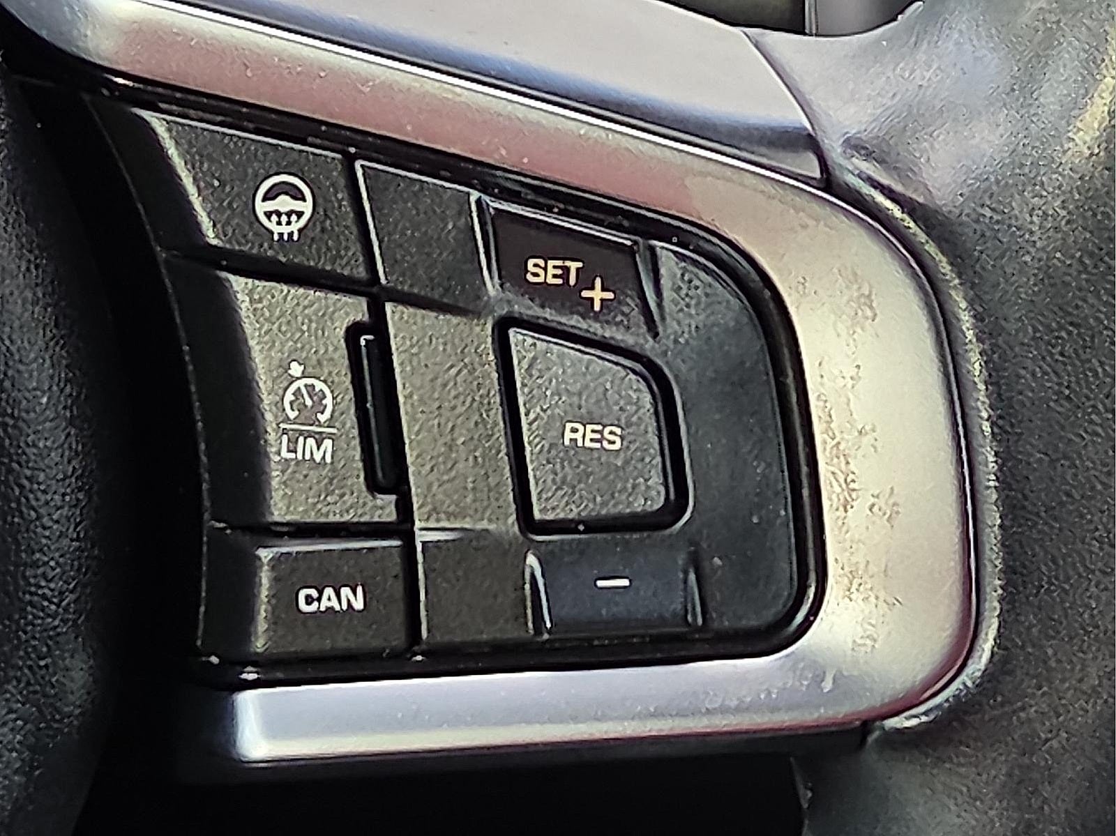 2020 Jaguar E-PACE Base