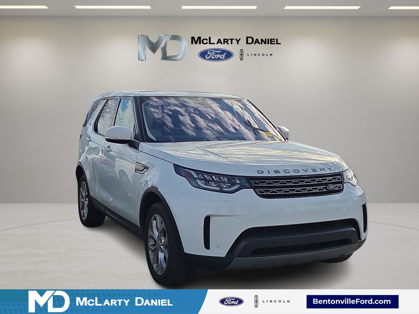 2019 Land Rover Discovery SE