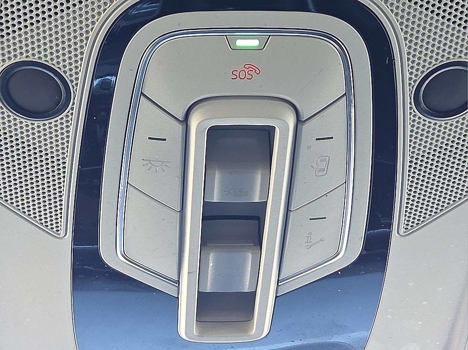 2022 Audi Q8 55 Premium Plus quattro