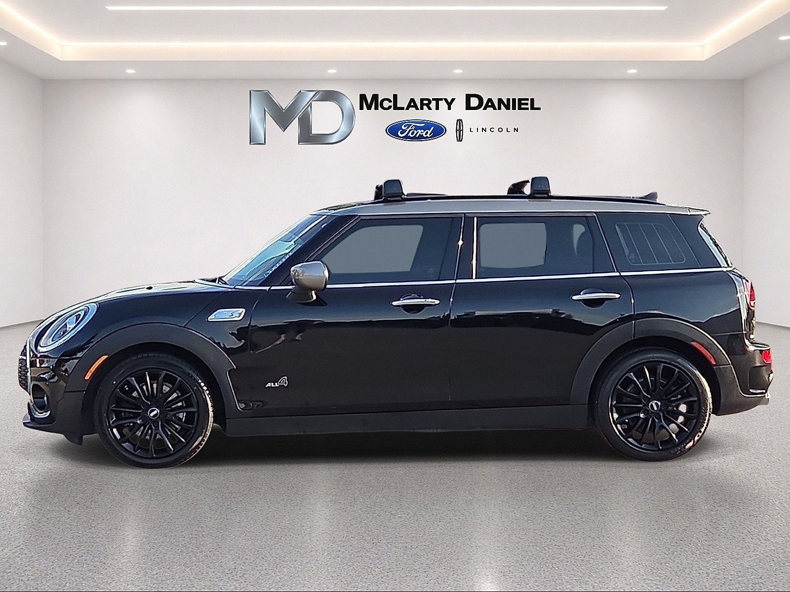2020 MINI Cooper S Clubman Signature