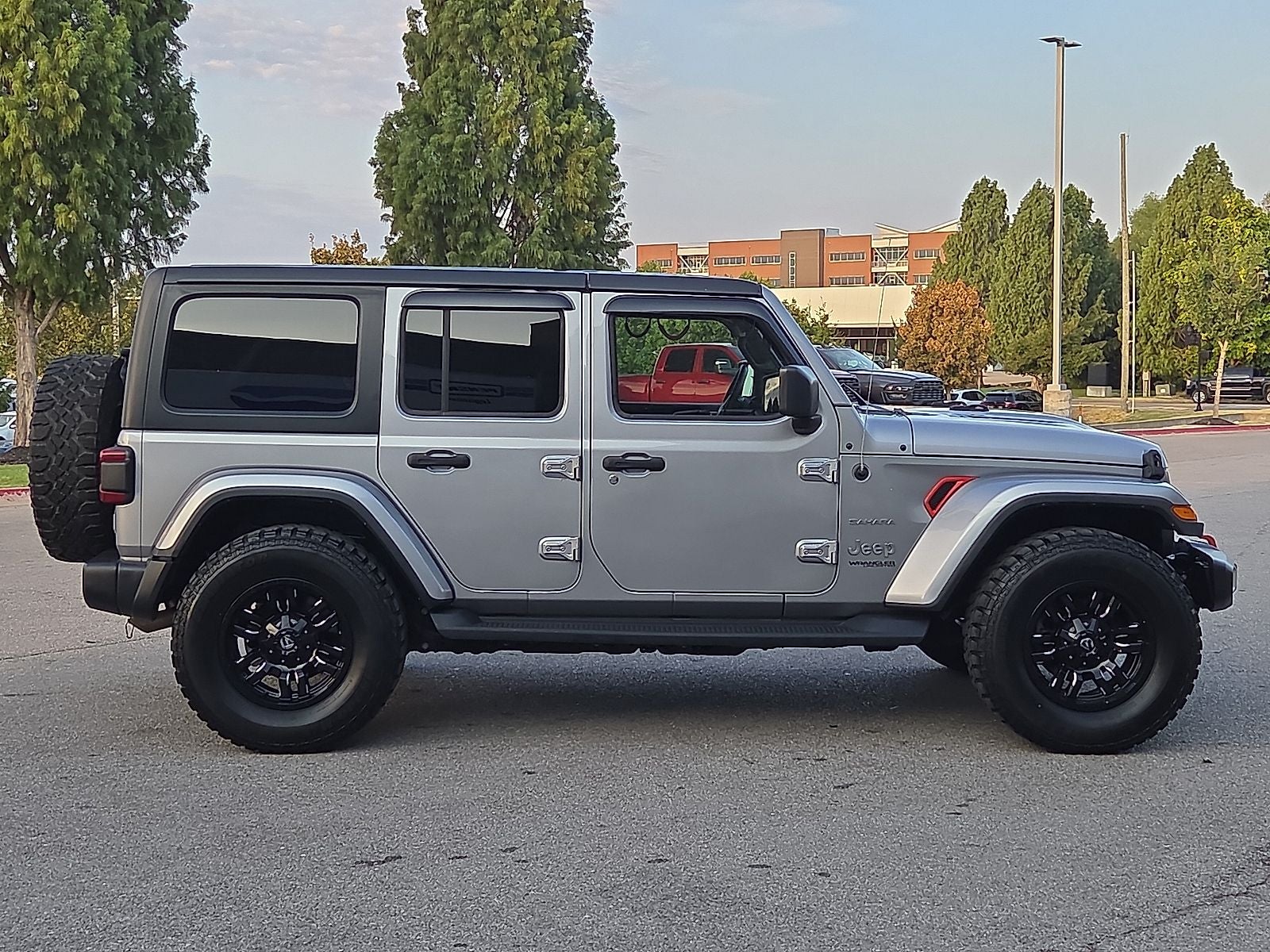 2018 Jeep Wrangler Unlimited Sahara 4x4