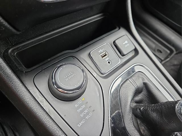 2023 Jeep Cherokee Altitude Lux 4x4