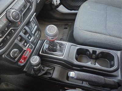 2024 Jeep Wrangler 2-Door Willys 4x4