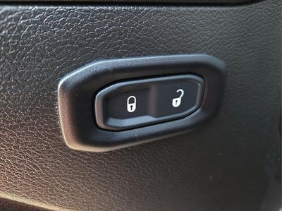 2025 Jeep Wrangler 4-Door Willys 4x4