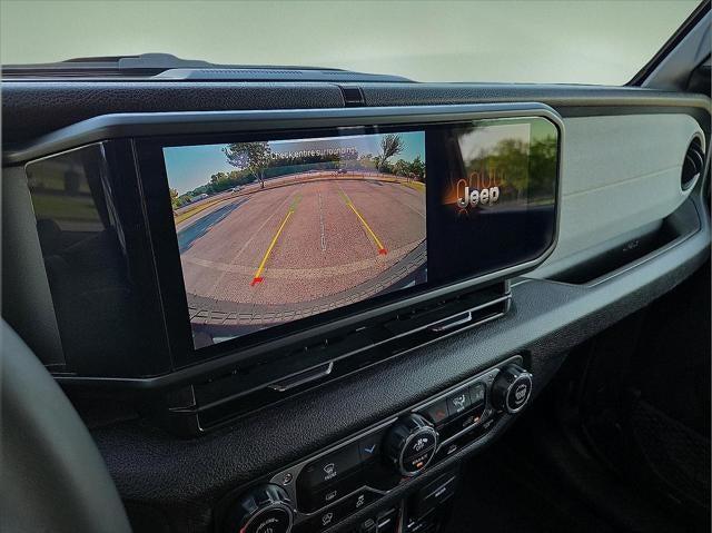 2025 Jeep Wrangler 4-Door Willys 4x4