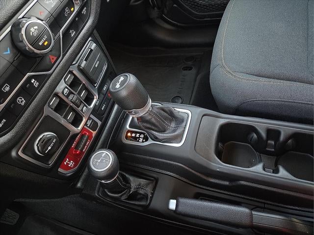 2025 Jeep Wrangler 4-Door Willys 4x4