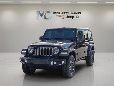 2025 Jeep Wrangler 4-Door Sahara 4x4