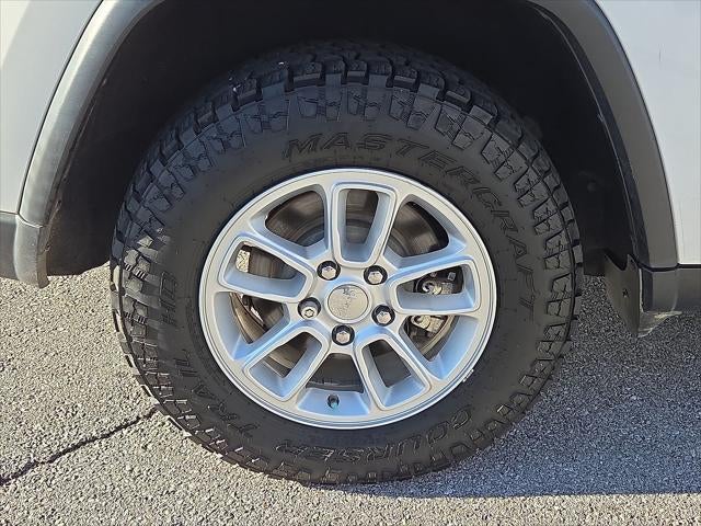 2018 Jeep Grand Cherokee Laredo 4x4