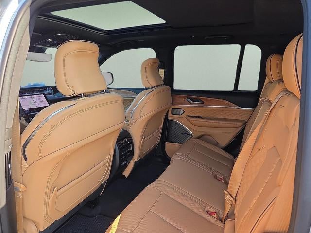 2025 Jeep Grand Cherokee Summit Reserve 4x4