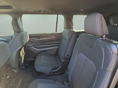 2025 Jeep Grand Cherokee L Laredo X 4x4