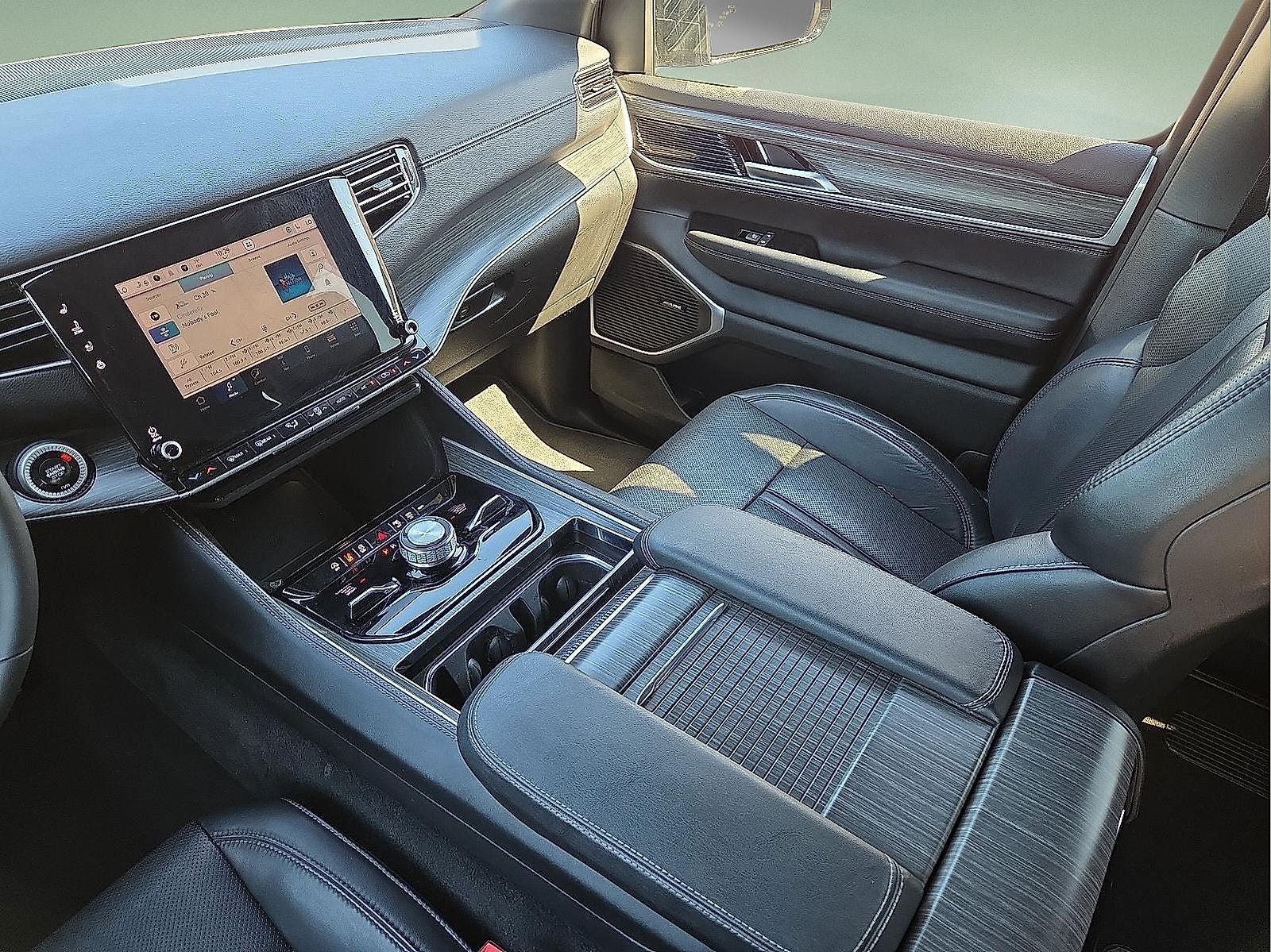 2024 Jeep Wagoneer Series III 4x4