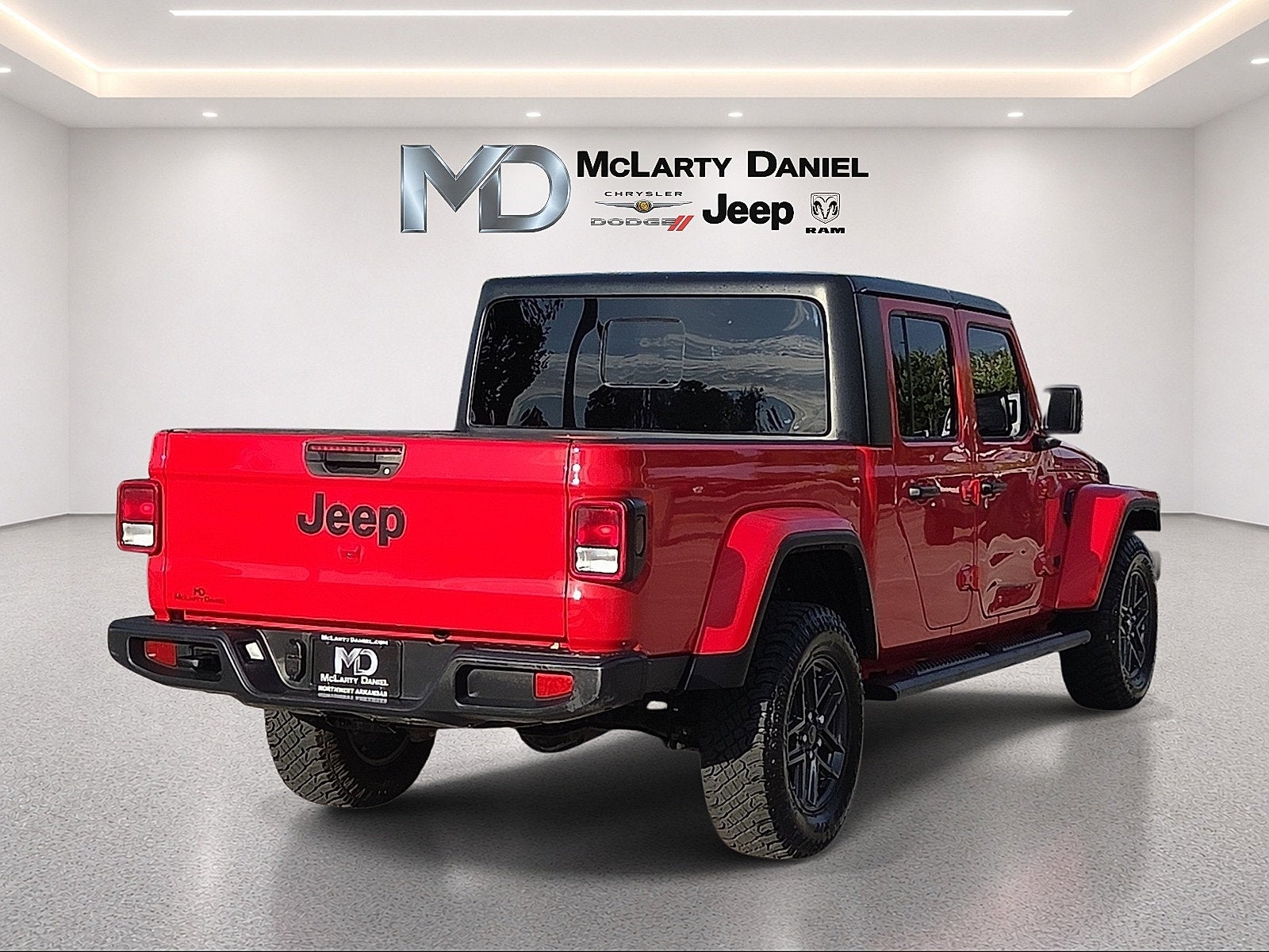 2024 Jeep Gladiator Sport S
