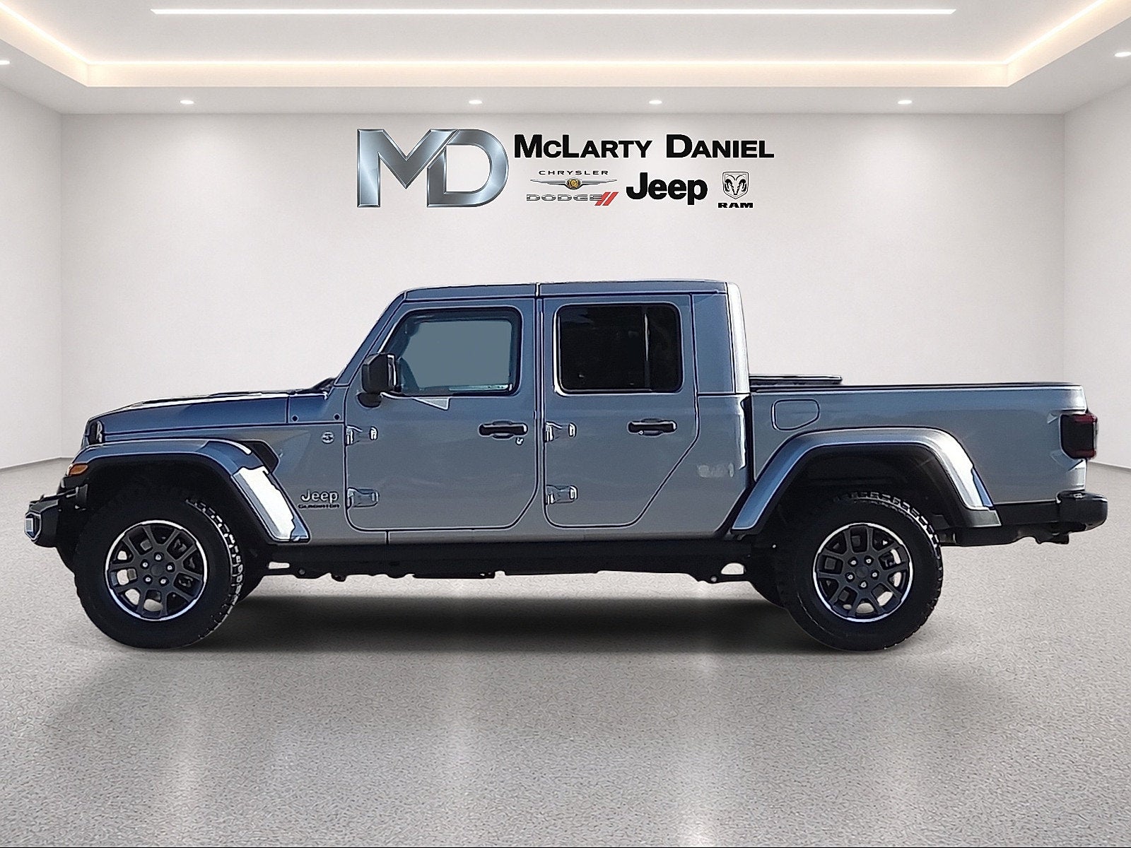 2020 Jeep Gladiator Overland 4x4